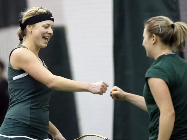 Top Ducks Head to Ojai for Pac-10 Championships