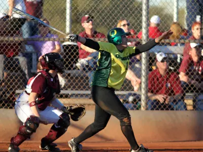 Chrisite Nieto, 2011 Oregon Softball Photo by Geoff Thurner, Copyright 2011.