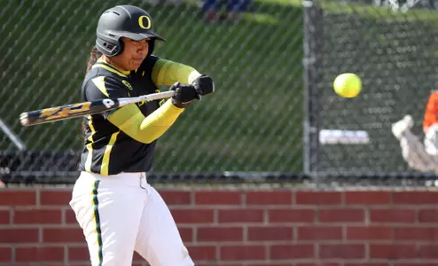 Kailee Cuico, 2011 Oregon Softball Photo by Geoff Thurner, Copyright 2011.