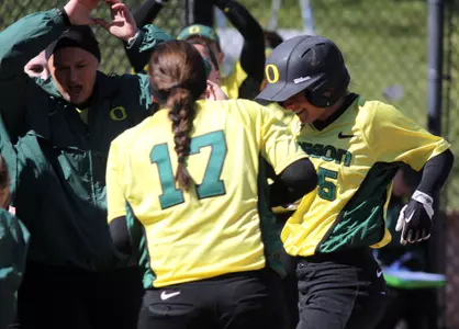 Lindsey Chambers, 2011 Oregon Softball Photo by Geoff Thurner, Copyright 2011.