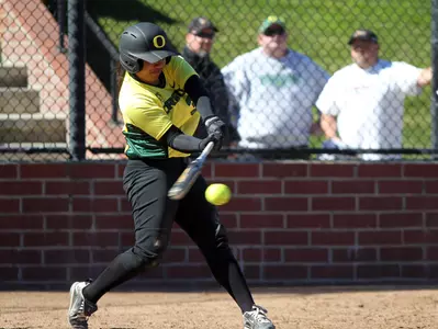 Kailee Cuico, 2011 Oregon Softball. Photo by Geoff Thurner Copyright 2011.