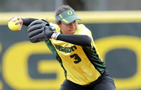 Kaylan Howard, 2011 Oregon Softball Photo by Eric Evans, Copyright 2011