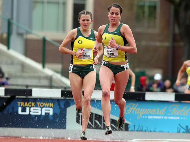 Walker's Pace: Women Hold at No. 3; Men 20th