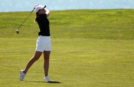 Cheyenne Hickle, 2011 Oregon Women's Golf Photo by Geoff Thurner, Copyright 201