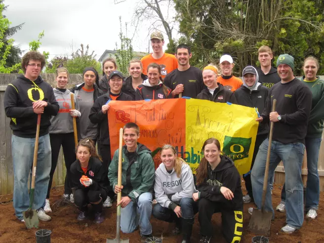 O Heroes Set Aside Rivalry for Habitat for Humanity Co-Build with OSU
