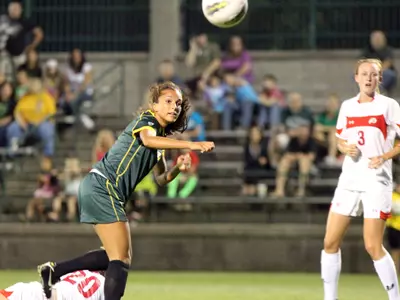 Bryce Pugh, 2011 Oregon Soccer. Photo by Geoff Thurner, Copyright 2011.