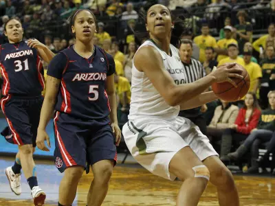 Jasmin Holliday, WBB 2011-12 vs. Arizona, Jan. 12, 2012 Credit Eric Evans
