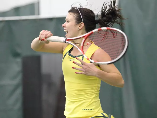 Ducks Fly to the Desert For Pac-12 Play