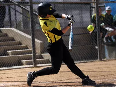 Lindsey Chambers, 2012 Oregon Softball, Photo by Geoff Thurner, Copyright 2012.