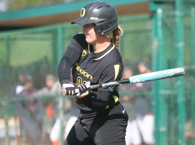 No. 15 Ducks Wrap Opening Month in Fresno Tourney