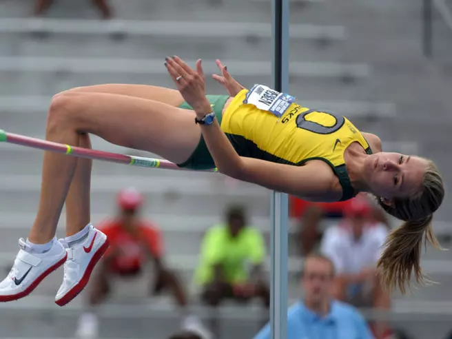 Theisen's Pac-12 Scholar-Athlete Nod Leads Ducks