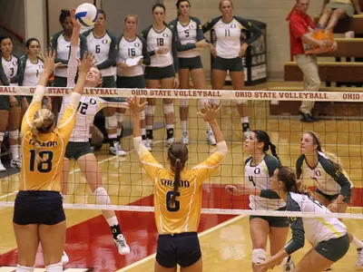 Katherine Fischer, 2012 Oregon Volleyball, Photo by Geoff Thurner,Copyright 2012