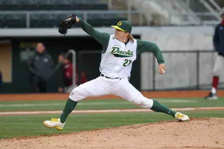 Tommy Thorpe. Oregon vs. LMU, Game 2. Copyright Eric Evans 2013.