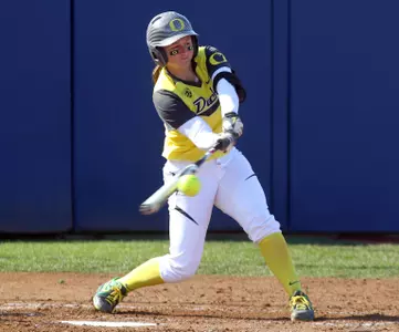 Alexa Peterson, 2013 Oregon Softball, Photo by: Geoff Thurner, Copyright 2013