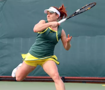 Patricia Skowronski, 2013 Oregon Tennis, Photo by Geoff Thurner, Copyright 2013