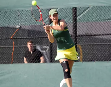 Julia Metzger, 2013 Oregon Tennis, Photo by Geoff Thurner, Copyright 2013