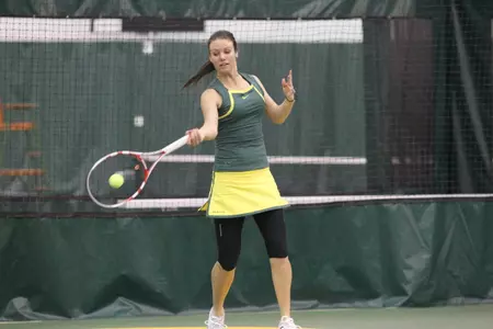 Julia Metzger, 2013 Oregon Tennis, Photo by Geoff Thurner, Copyright 2013