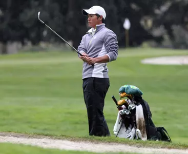 Jonathan Woo, Men's Golf, 2013, Copyright Geoff Thurner