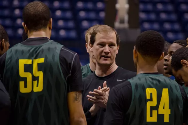 Men's Hoops Begins Latest Chemistry Test