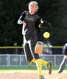 Karissa Hovinga, 2013 Oregon Softball, Photo by: Geoff Thurner, Copyright 2013