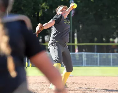 Cheridan Hawkins, 2013 Oregon Softball, Photo by: Geoff Thurner, Copyright 2013