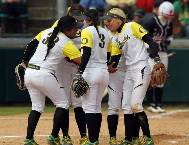 #3 Ducks to Host #14 Huskers in NCAA Super Regional