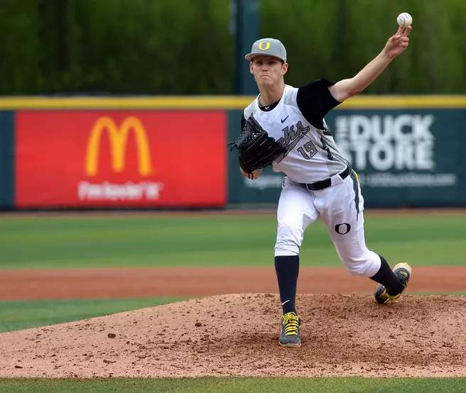 Cleavinger And Irvin Named NCBWA Freshmen All-Americans
