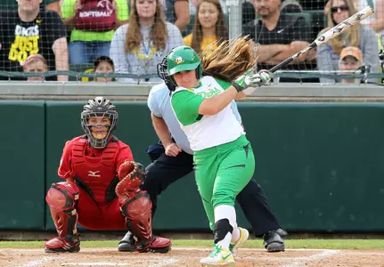 Koral Costa, 2013 Oregon Softball, Photo by Eric Evans, Copyright 2013
