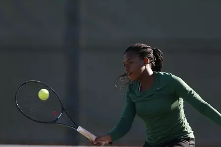 Nia Rose Action Shot