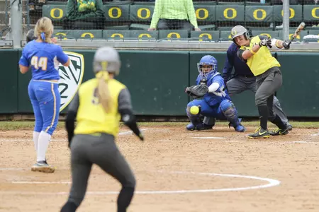 Alexa Peterson walk-off single vs. UC Santa Barbara 2014