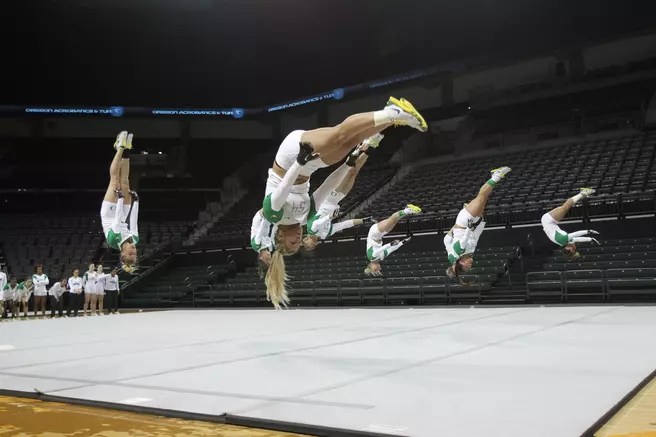 Oregon to welcome 14 freshmen for 2015 season