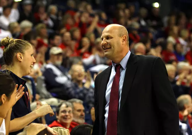 Kelly Graves named Oregon women's basketball head coach