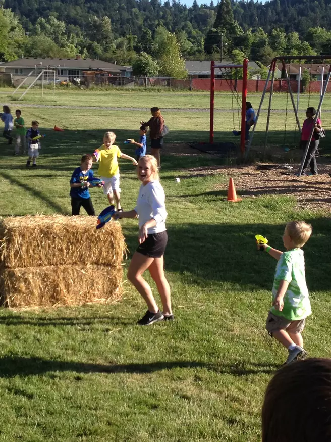 UO celebrates end of year with Adams Elementary