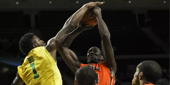 jordan bell block civil war blocked shot