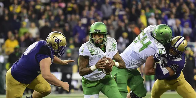 Return Of Adams Energizes Offense As Ducks Beat Huskies