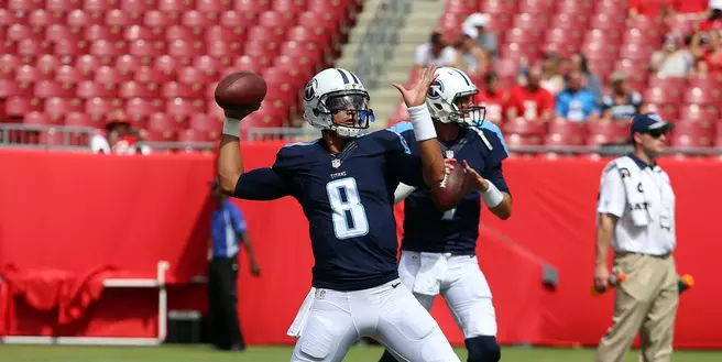 Mariota Enjoys Record-Setting Debut With Titans