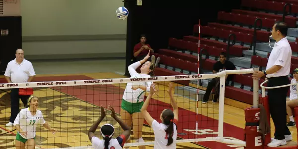 Lindsey Vander Weide Action 2015