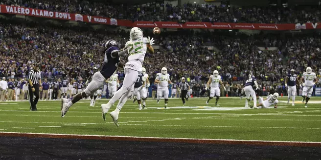 Seniors Lament Heartbreaking Finale After Alamo Bowl Loss