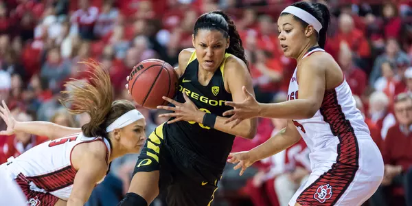 Lexi Petersen at South Dakota WNIT 2015-16