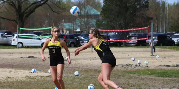 Taylor Agost and Lindsey Vander Weide