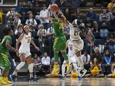 Sabrina Ionescu game winning shot at Cal 2016-17
