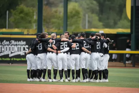 Ducks drop opener at Fresno State Image