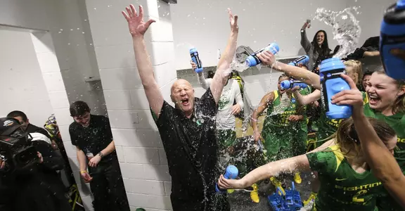 Kelly Graves Locker Room Shower Jube Maryland Sweet Sixteen