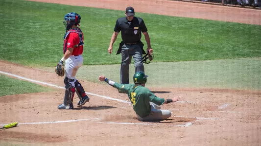 Ducks downed in finale at No. 7 Arizona Image