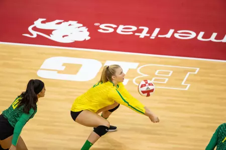2018 Vert Challenge
Texas vs Oregon
Oregon Volleyball
Lincoln, Nebraska
Game Start Time: 3:30 PM
Game Date: August 24, 2018
Photo by Scott Bruhn/NU Communications