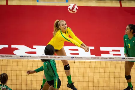 2018 Vert Challenge
Texas vs Oregon
Oregon Volleyball
Lincoln, Nebraska
Game Start Time: 3:30 PM
Game Date: August 24, 2018
Photo by Scott Bruhn/NU Communications