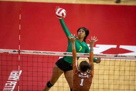 2018 Vert Challenge
Texas vs Oregon
Oregon Volleyball
Lincoln, Nebraska
Game Start Time: 3:30 PM
Game Date: August 24, 2018
Photo by Scott Bruhn/NU Communications