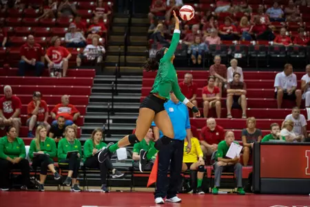 2018 Vert Challenge
Texas vs Oregon
Oregon Volleyball
Lincoln, Nebraska
Game Start Time: 3:30 PM
Game Date: August 24, 2018
Photo by Scott Bruhn/NU Communications