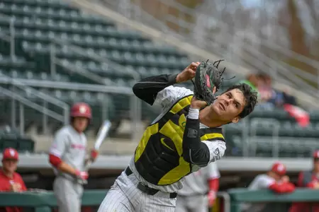#goducks #sportsphotography #baseball #nikond5 #ducks