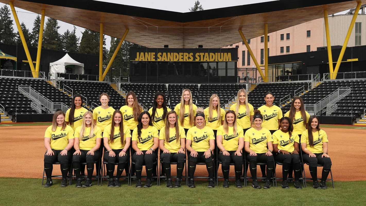 Softball team photo 2018